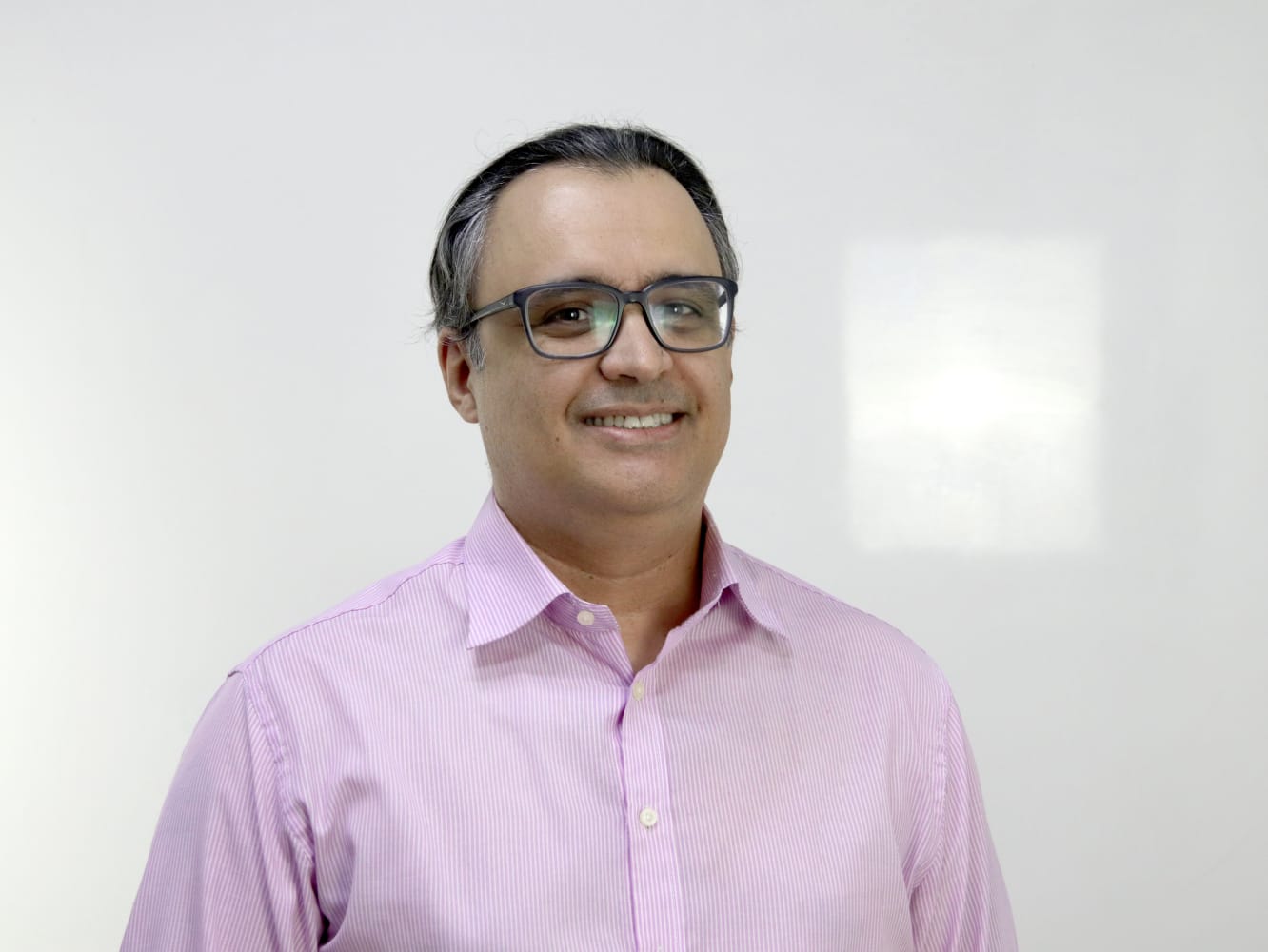 Estudos on-line não formam um bom espírita; as redes são complementos